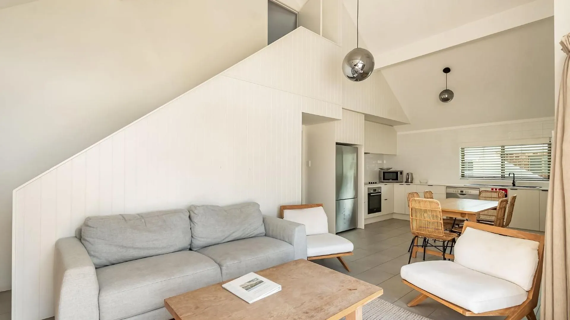 Byron Bay Beachfront Holiday Apartments Byron Bay
