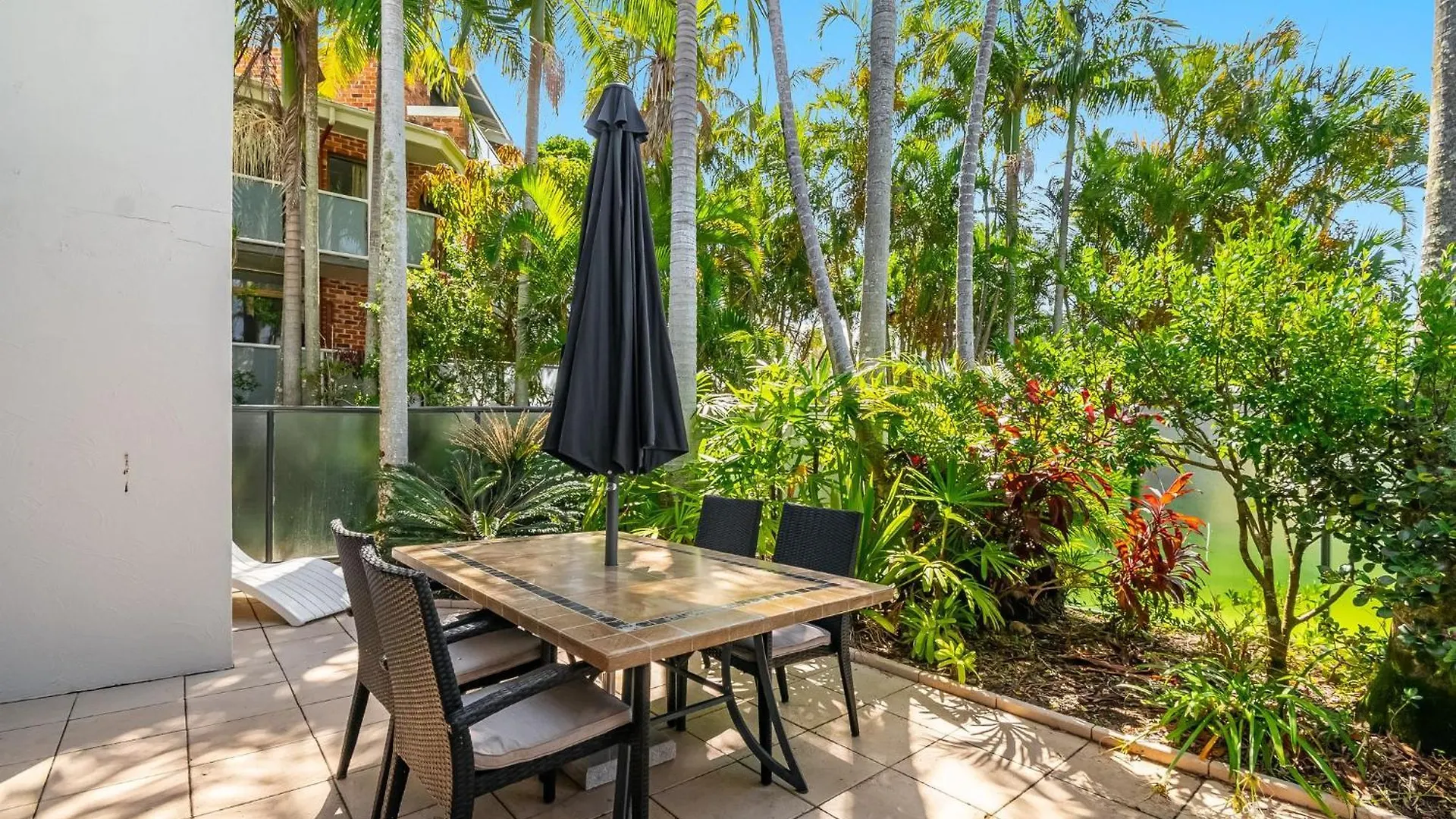 Resort Byron Bay Beachfront Holiday Apartments Australia