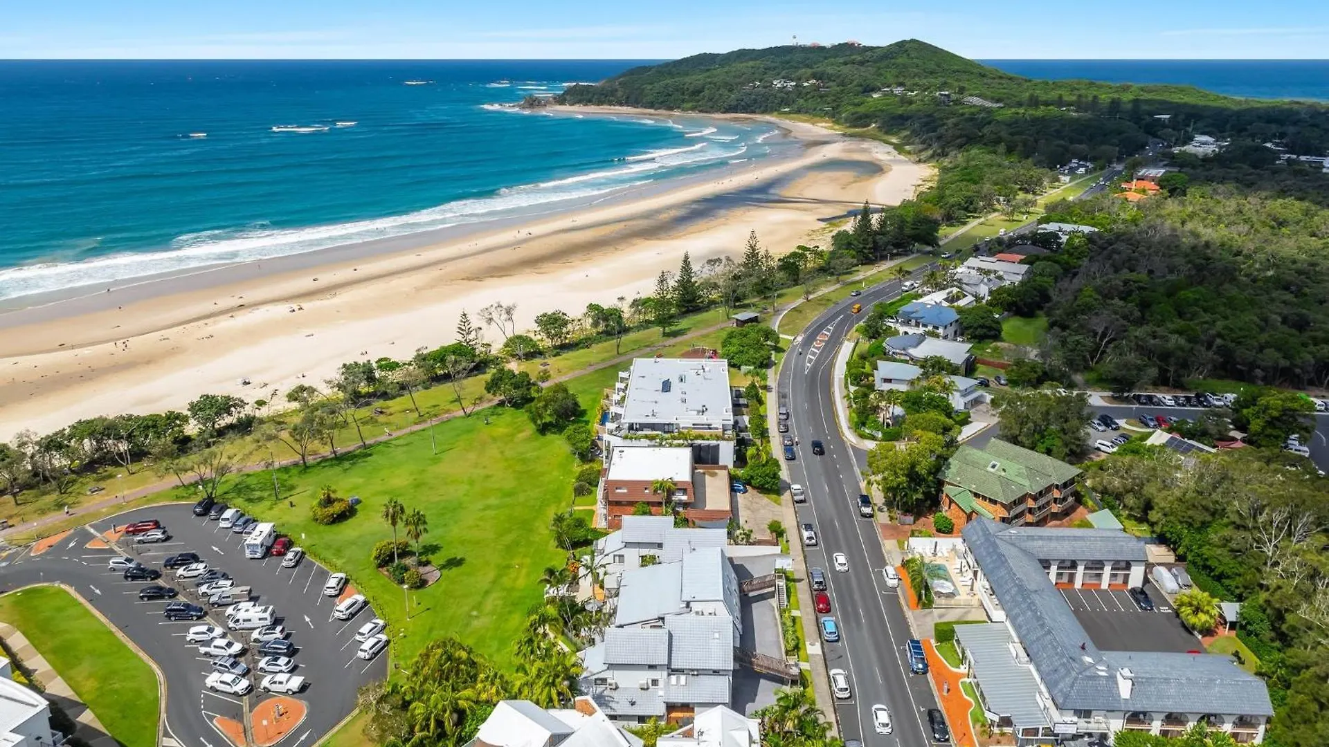 Resort Byron Bay Beachfront Holiday Apartments