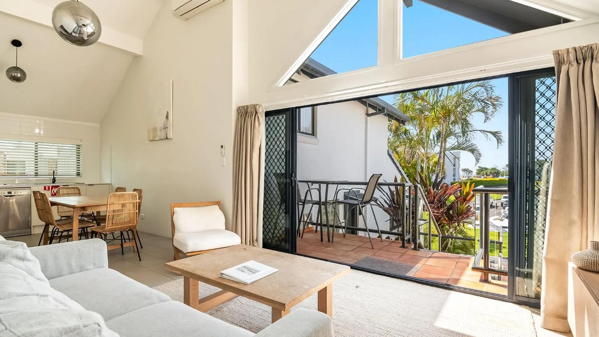 Resort Byron Bay Beachfront Holiday Apartments