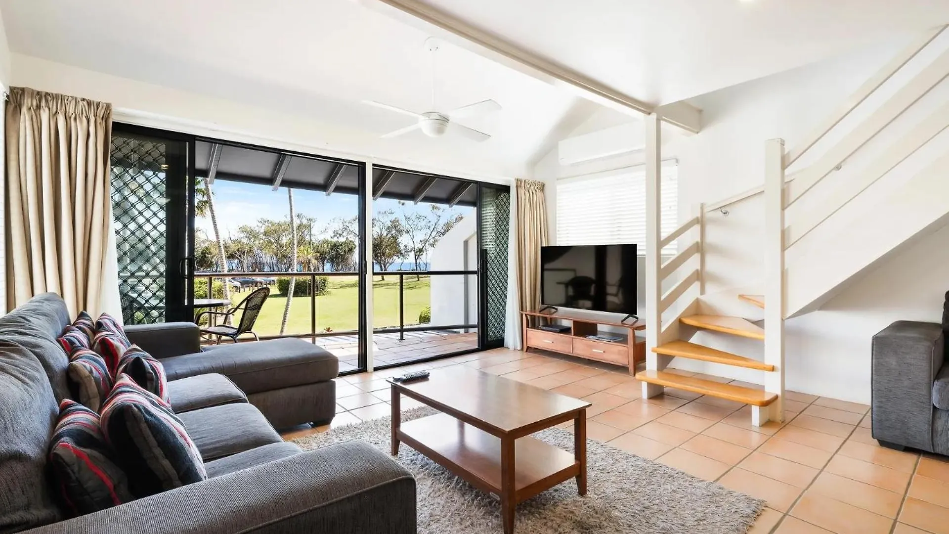 Byron Bay Beachfront Holiday Apartments Resort Byron Bay