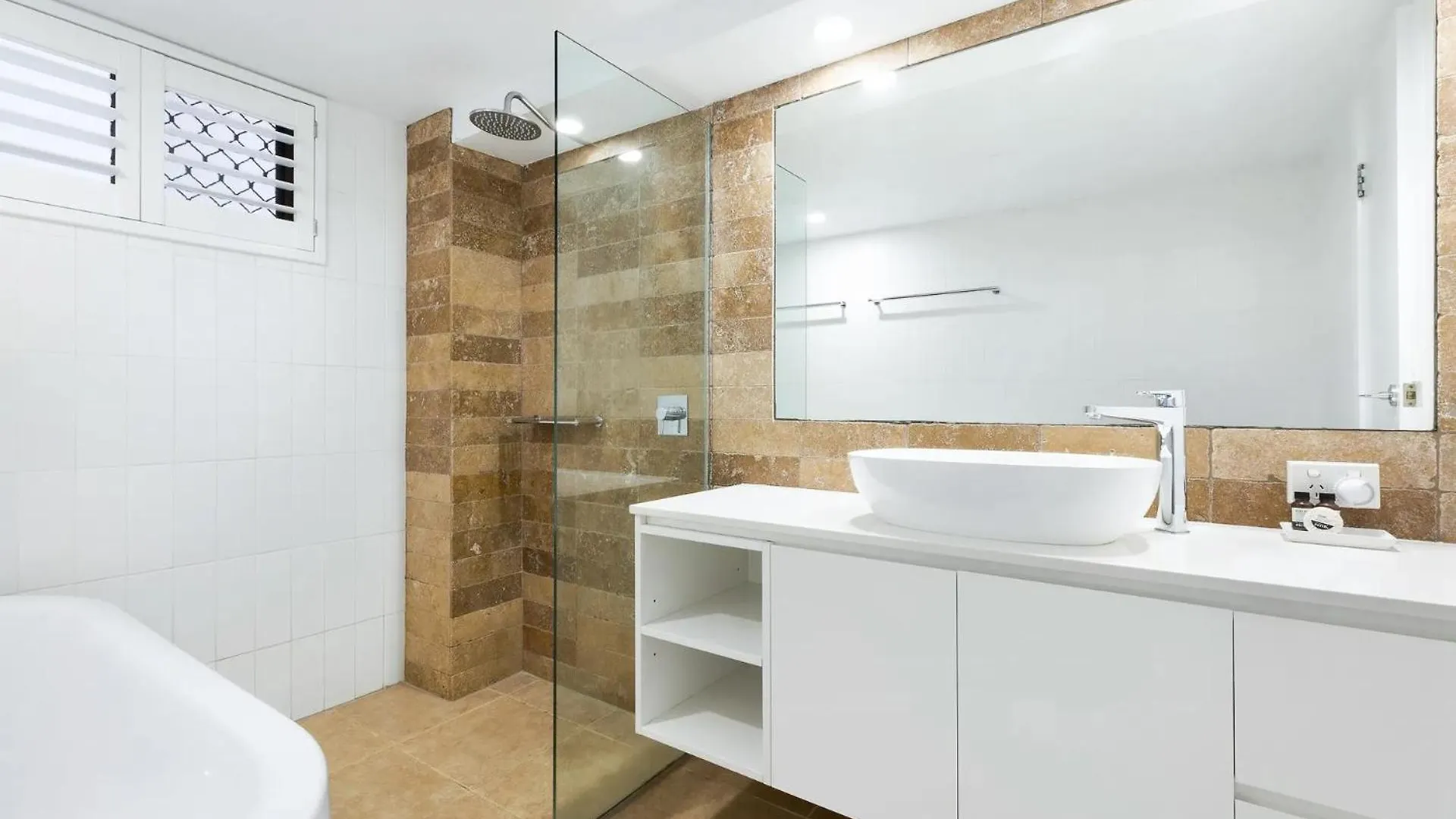 Resort Byron Bay Beachfront Holiday Apartments