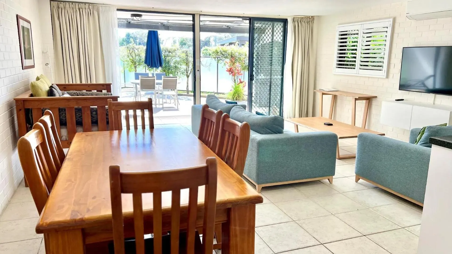 Byron Bay Beachfront Holiday Apartments Byron Bay